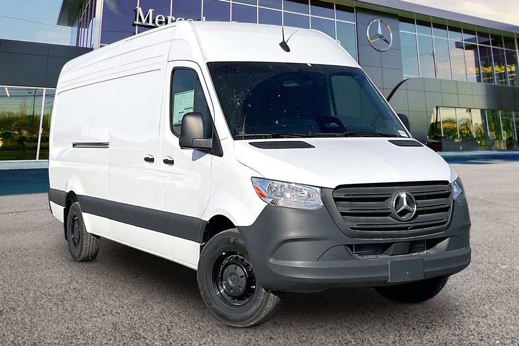 2025 Mercedes-Benz Sprinter 2500 170 WB High Roof's photo