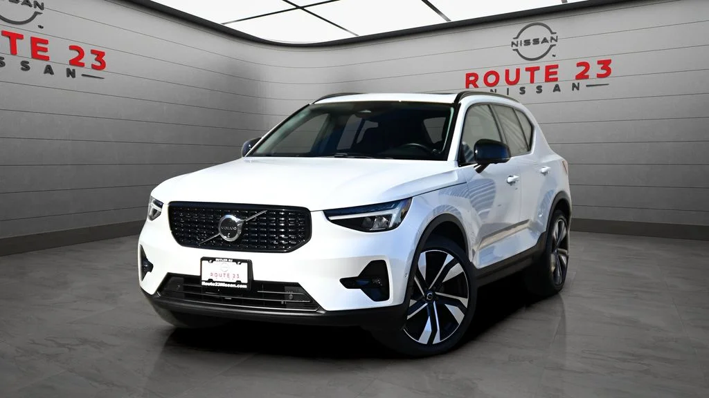 2024 Volvo XC40
