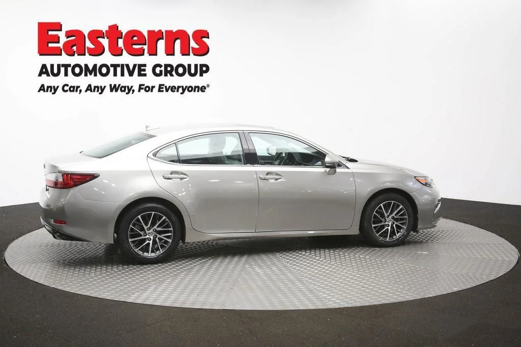 Used 2016 Silver Lexus 350 image 47