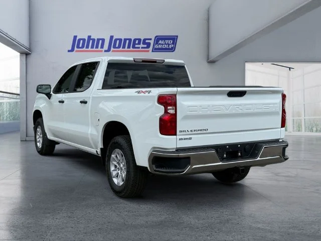 New 2026 Summit White Chevrolet WT image 3