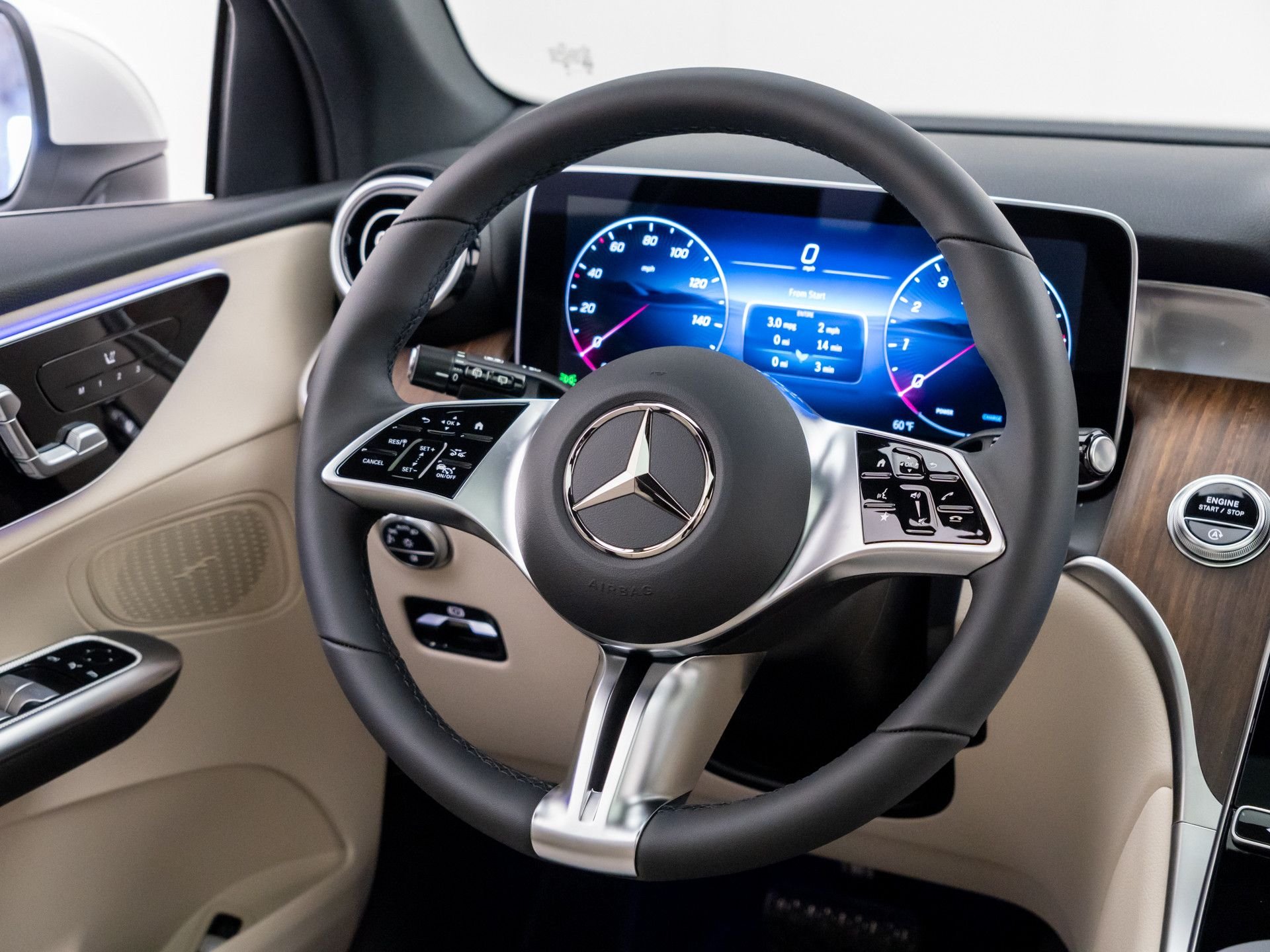 New 2026 White Mercedes-Benz GLC 300 image 11