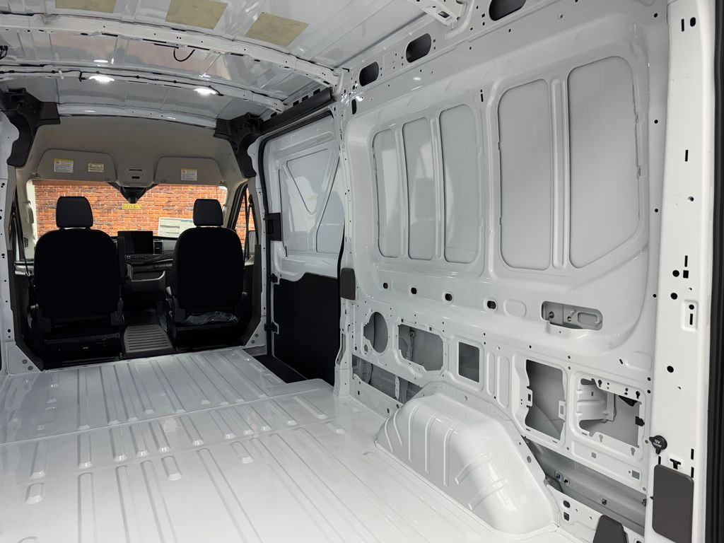 New 2026 White Ford Base image 26