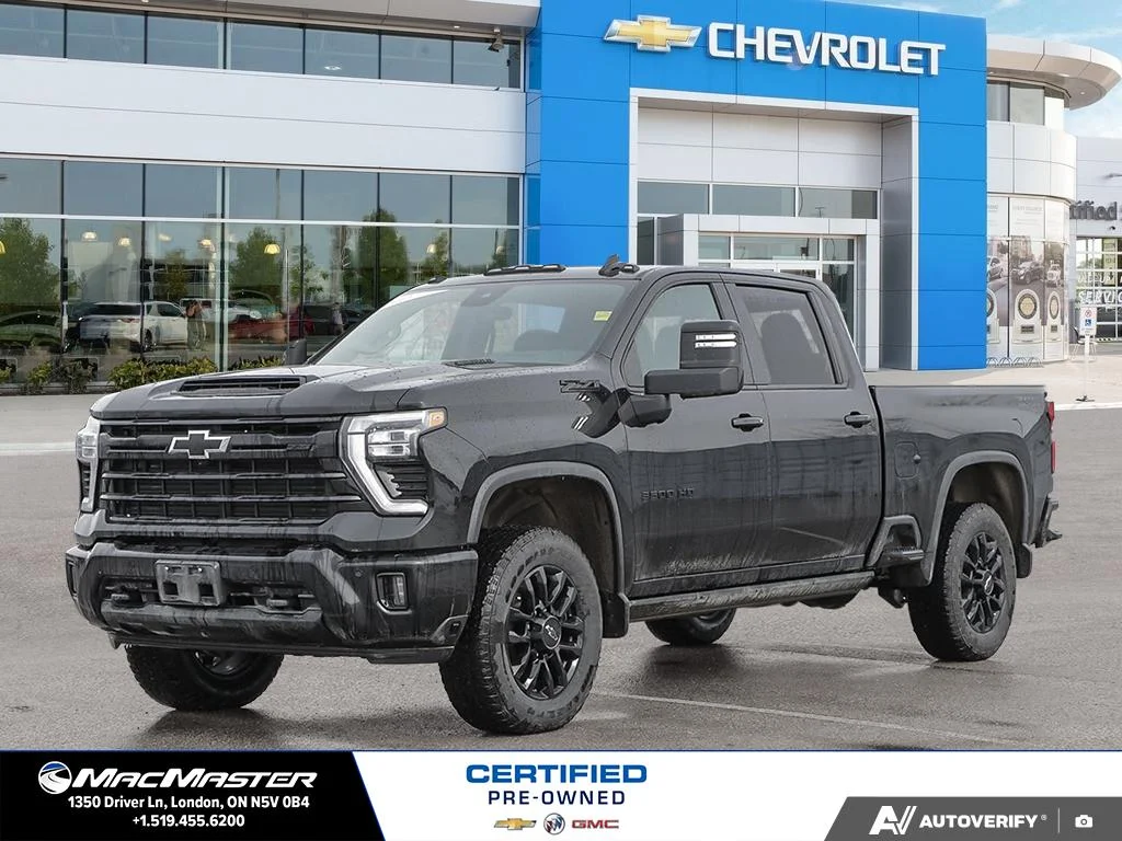 Used 2025  Chevrolet LTZ image 1