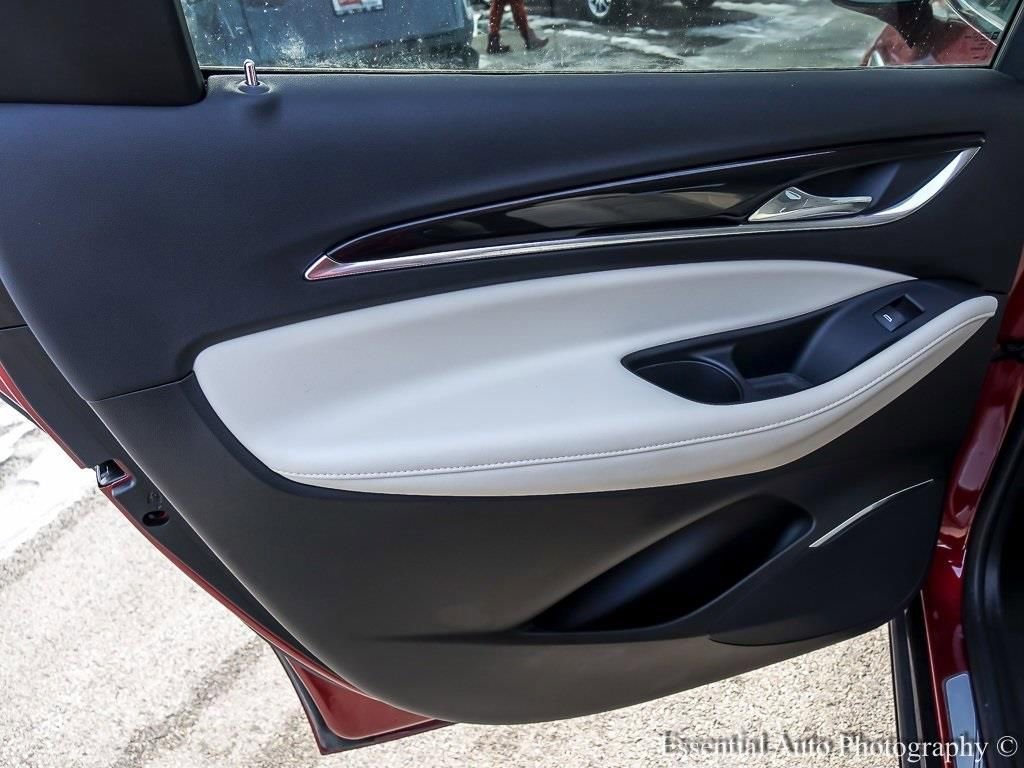 2023 Buick Enclave Essence - Photo 24