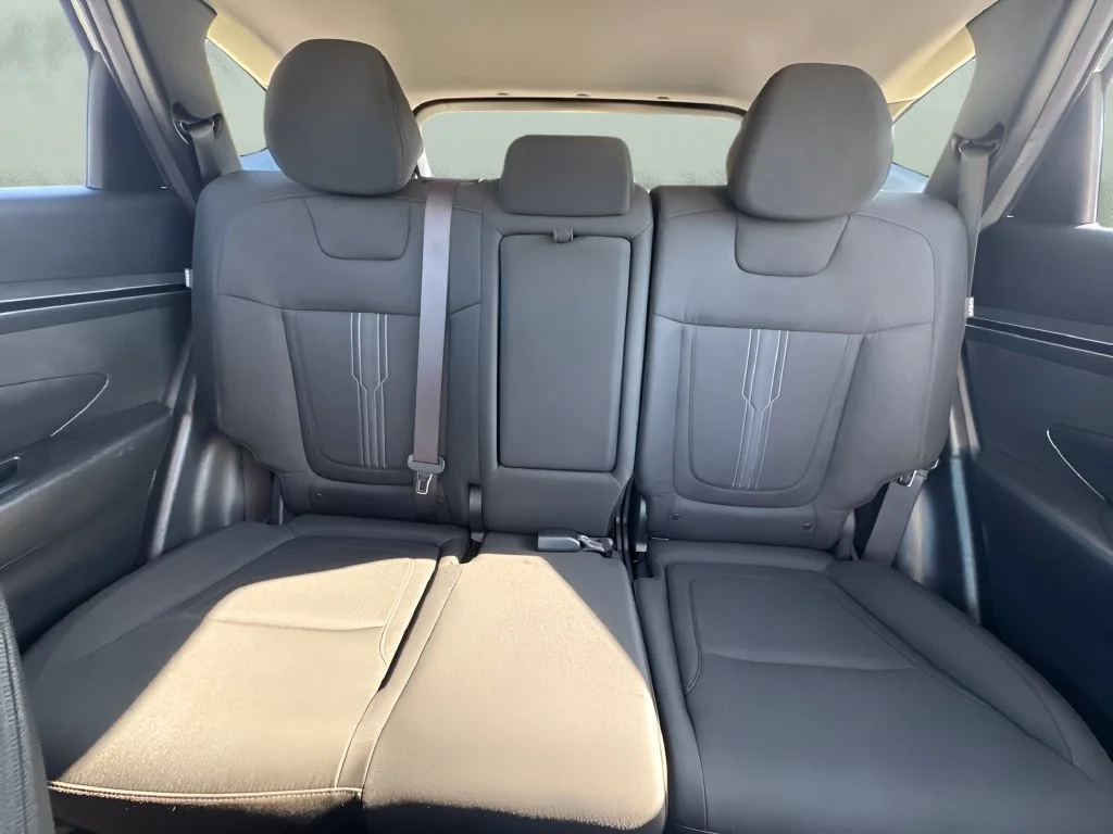 Used 2024 White Hyundai SEL image 11
