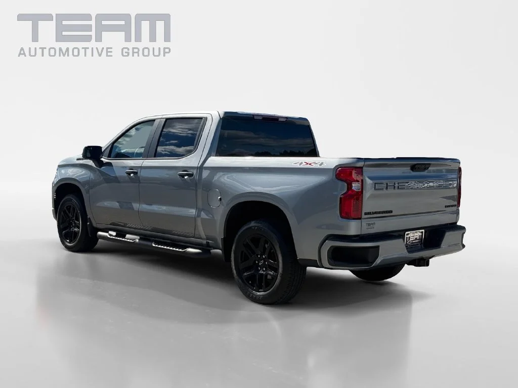 Used 2025 Sterling Gray Metallic Chevrolet Custom image 5