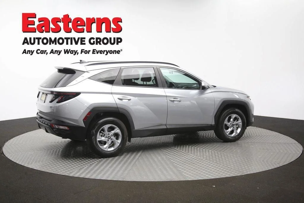 Used 2022 Silver Hyundai SEL image 39