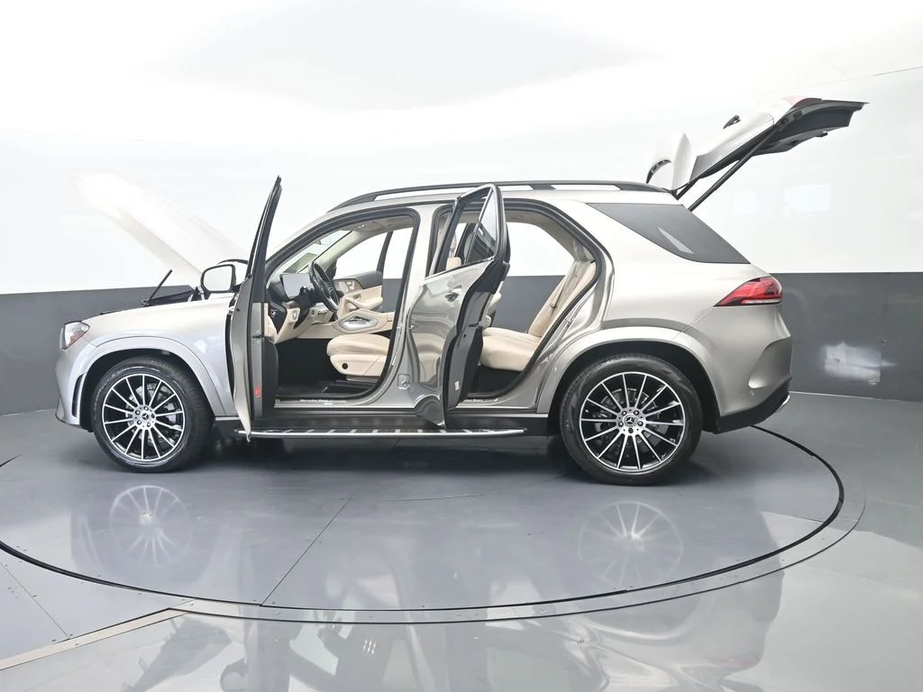 Used 2022 Gold Mercedes-Benz GLE 350 image 76