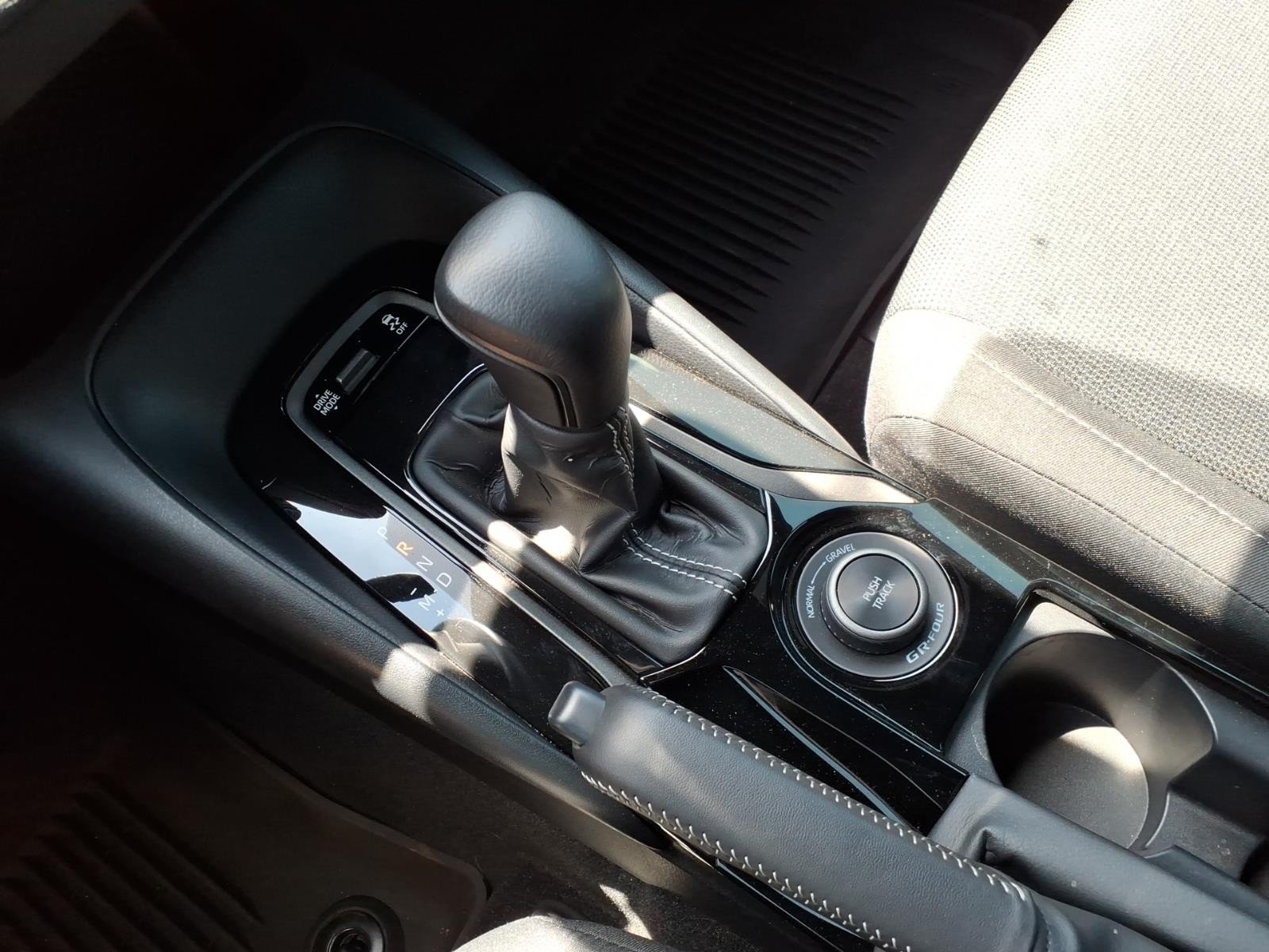 2025 Toyota GR Corolla Core - Photo 24