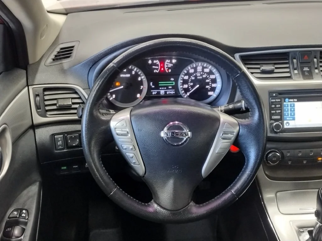 Used 2014 Red Nissan SR image 35