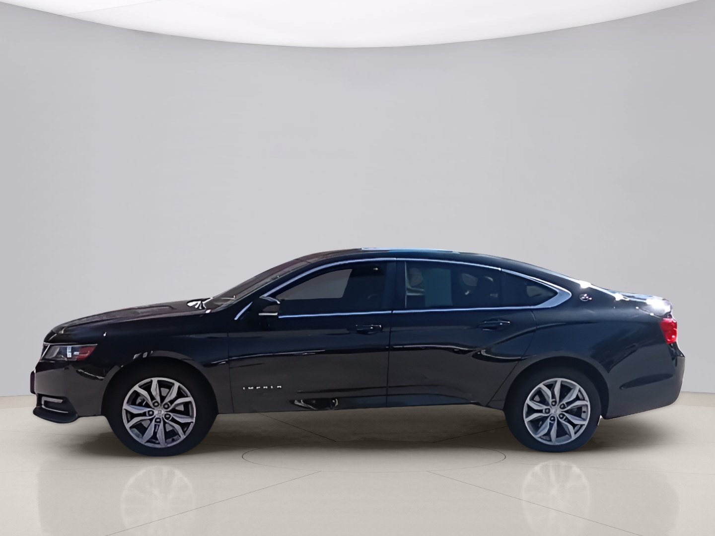 Used 2018 Black Chevrolet LT image 2