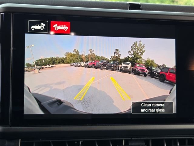 New 2026 Tuscadero Pearl-Coat Exterior Paint Jeep Sahara image 21