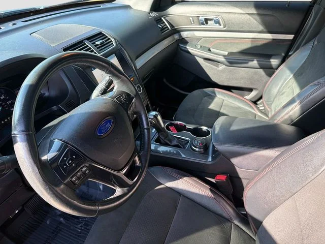 Used 2019 Gray Ford XLT image 20