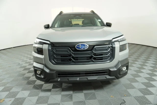 New 2026 RIVER ROCK PEARL Subaru Limited image 2