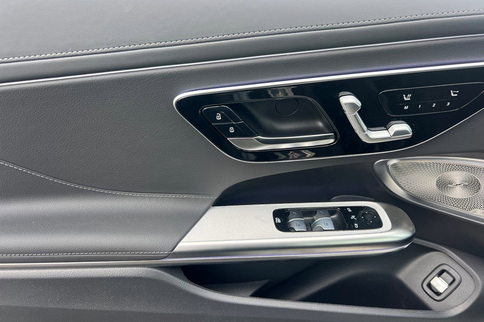 New 2026 Cirrus Silver Metallic Mercedes-Benz 300 image 14