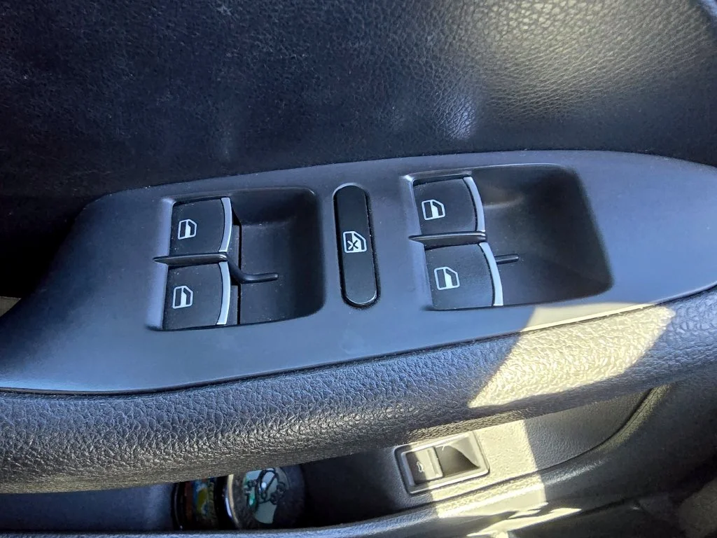 Used 2014 Silver Volkswagen GLI image 19