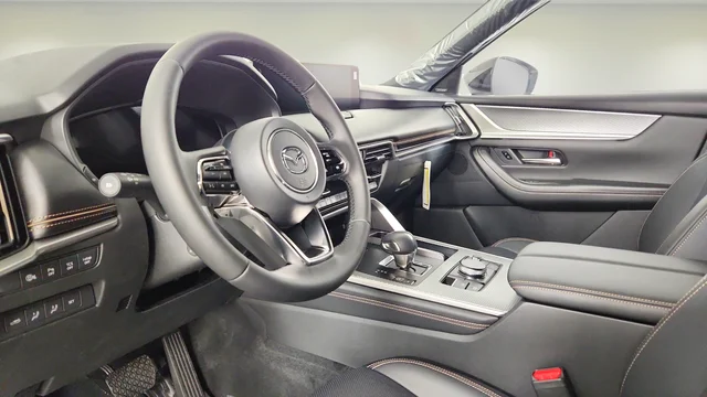 2025 Mazda CX-70 Premium Package - Photo 12