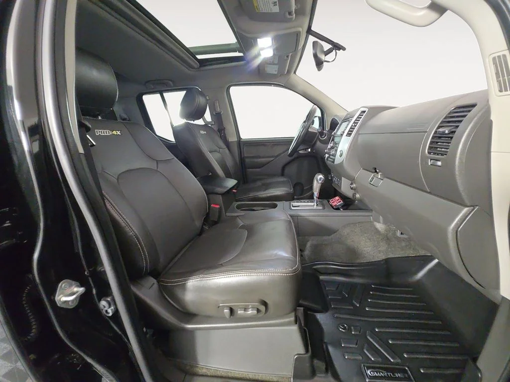 Used 2017 Black Nissan PRO-4X image 15