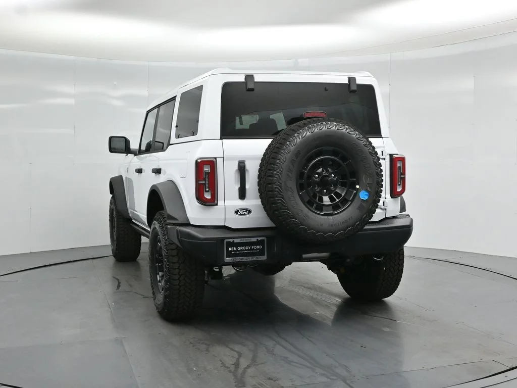 New 2026 Oxford White Ford Badlands image 26