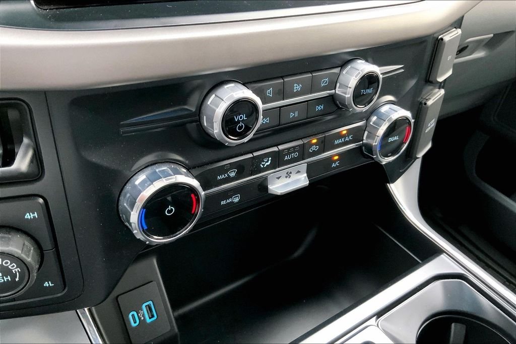 Used 2024 White Ford XLT image 16