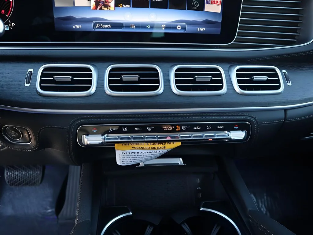 New 2026 MANUFAKTUR Moonlight White Metallic Mercedes-Benz GLE 350 image 43