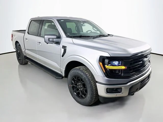 New 2026 Iconic Silver Metallic Ford XLT image 1
