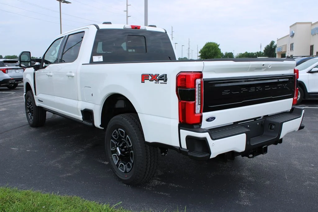 New 2026 Star White Metallic Tri-Coat Ford F-250® Platinum® image 9