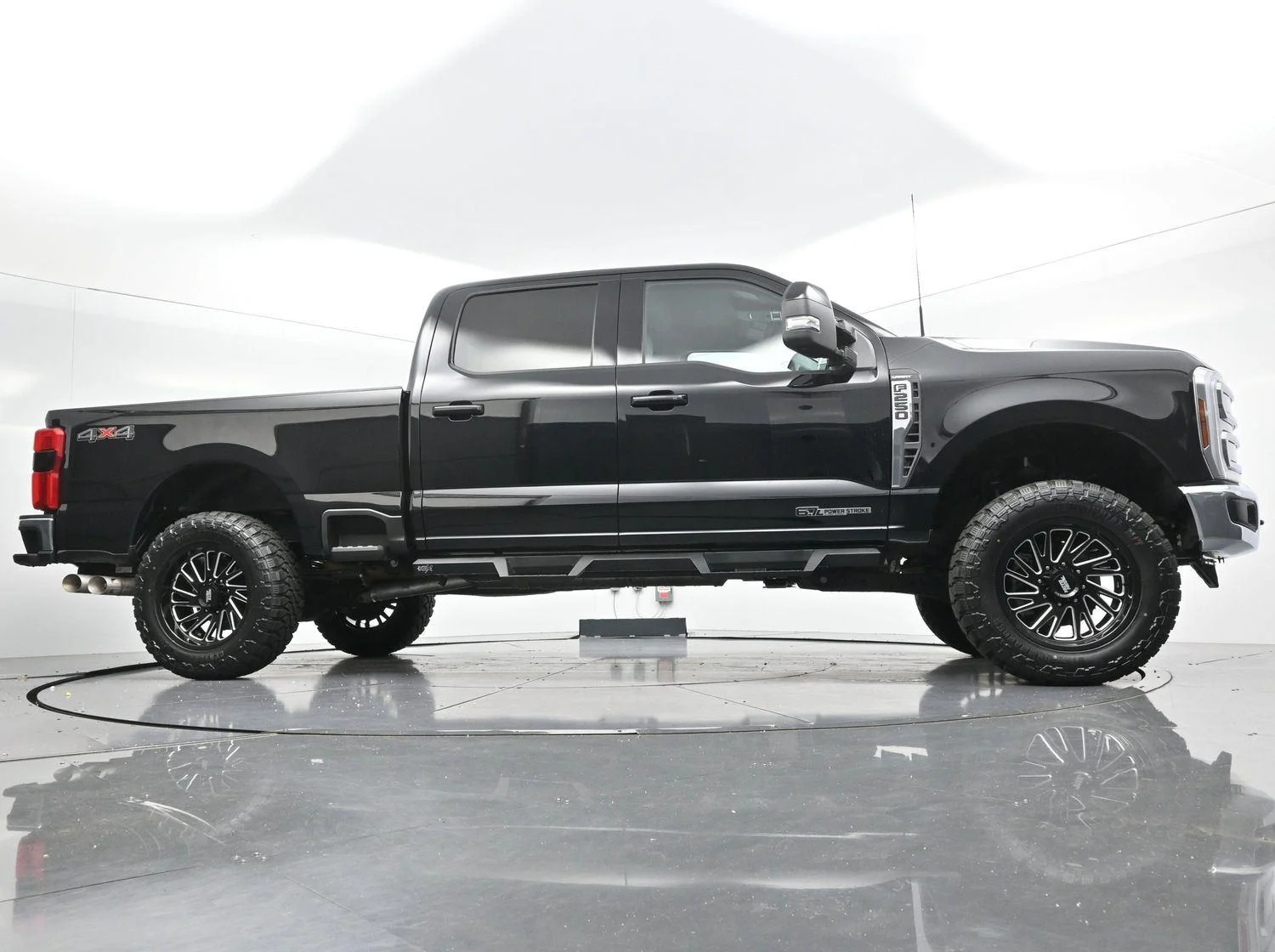 Used 2024 Agate Black Ford LARIAT image 46
