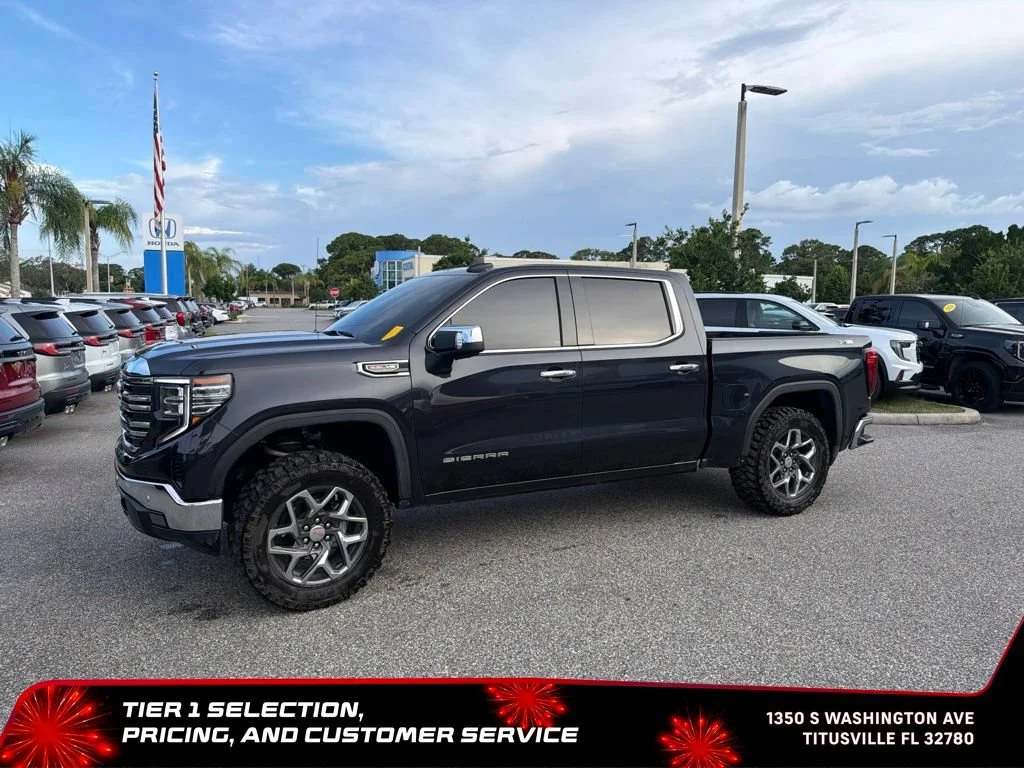Used 2025 Titanium Rush Metallic GMC SLT image 6