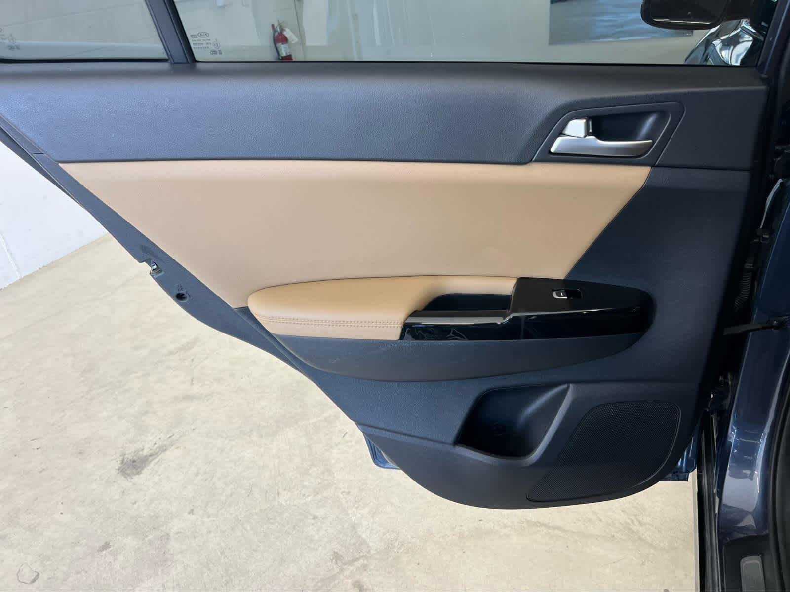 2021 Kia Sportage SX Turbo - Photo 24