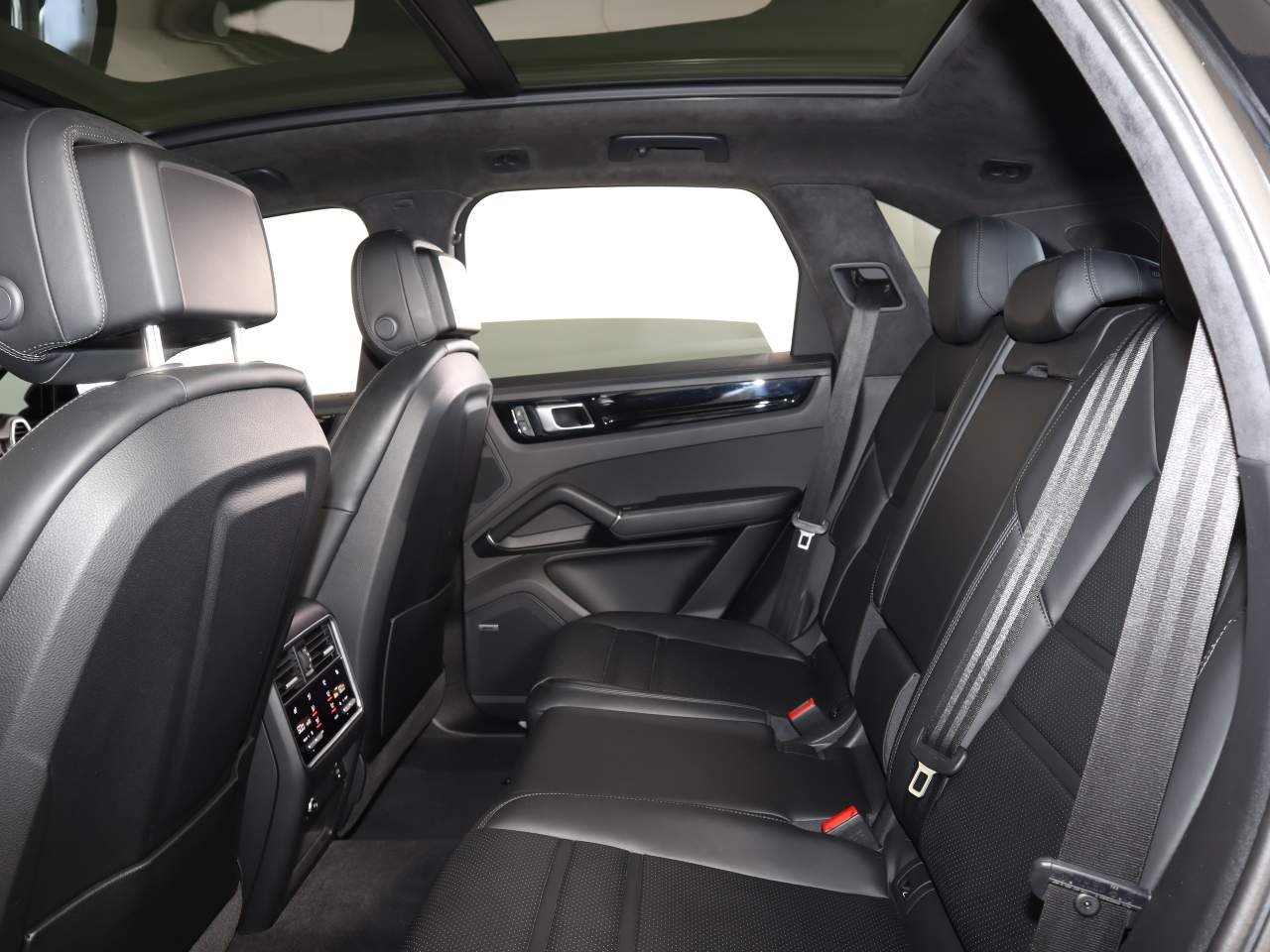 Used 2023 Black Porsche S image 18