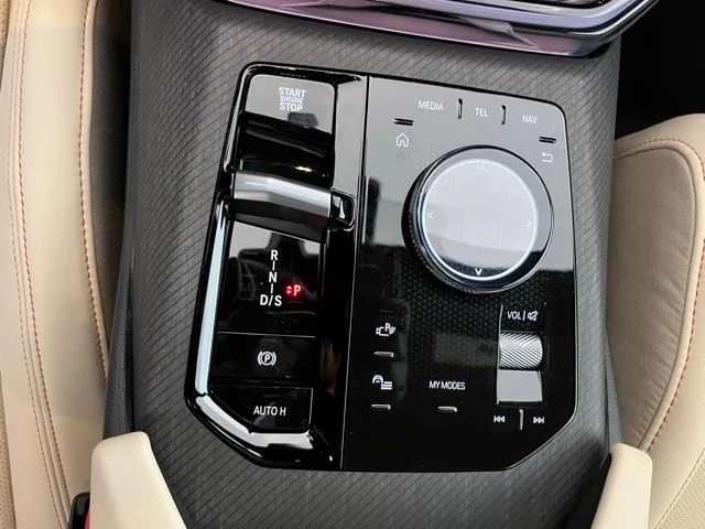 2026 BMW X3 30 - Photo 18