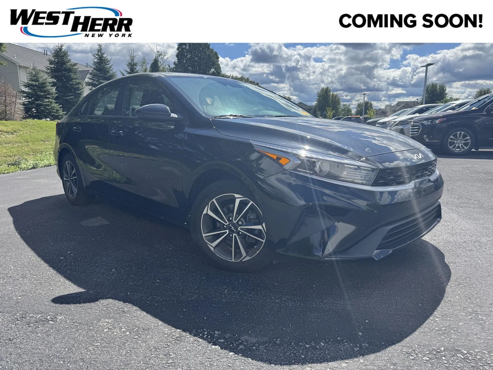Used 2023 Aurora Black Pearl Kia LXS image 1