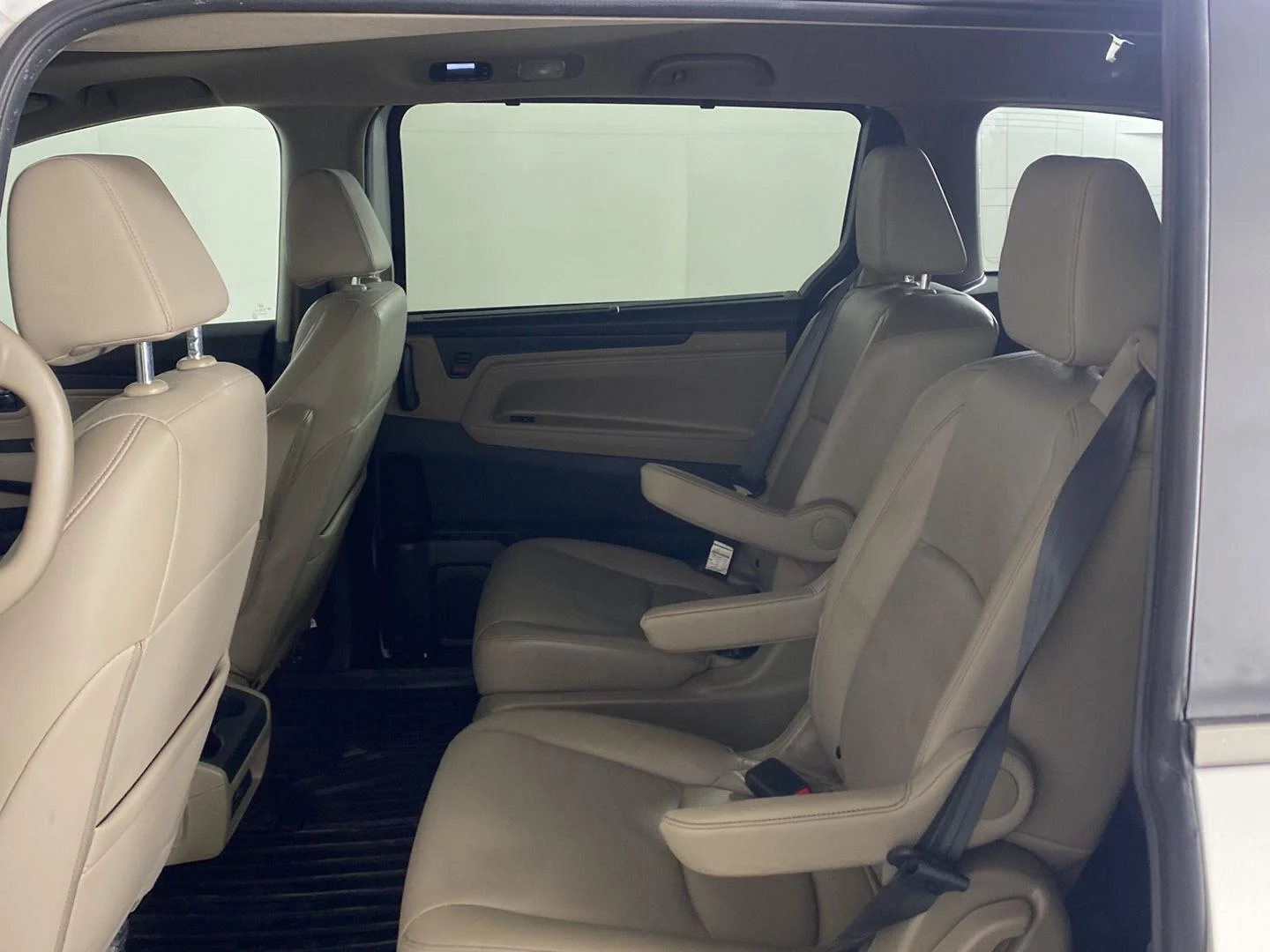 Used 2023 Platinum White Pearl Honda EX-L image 15