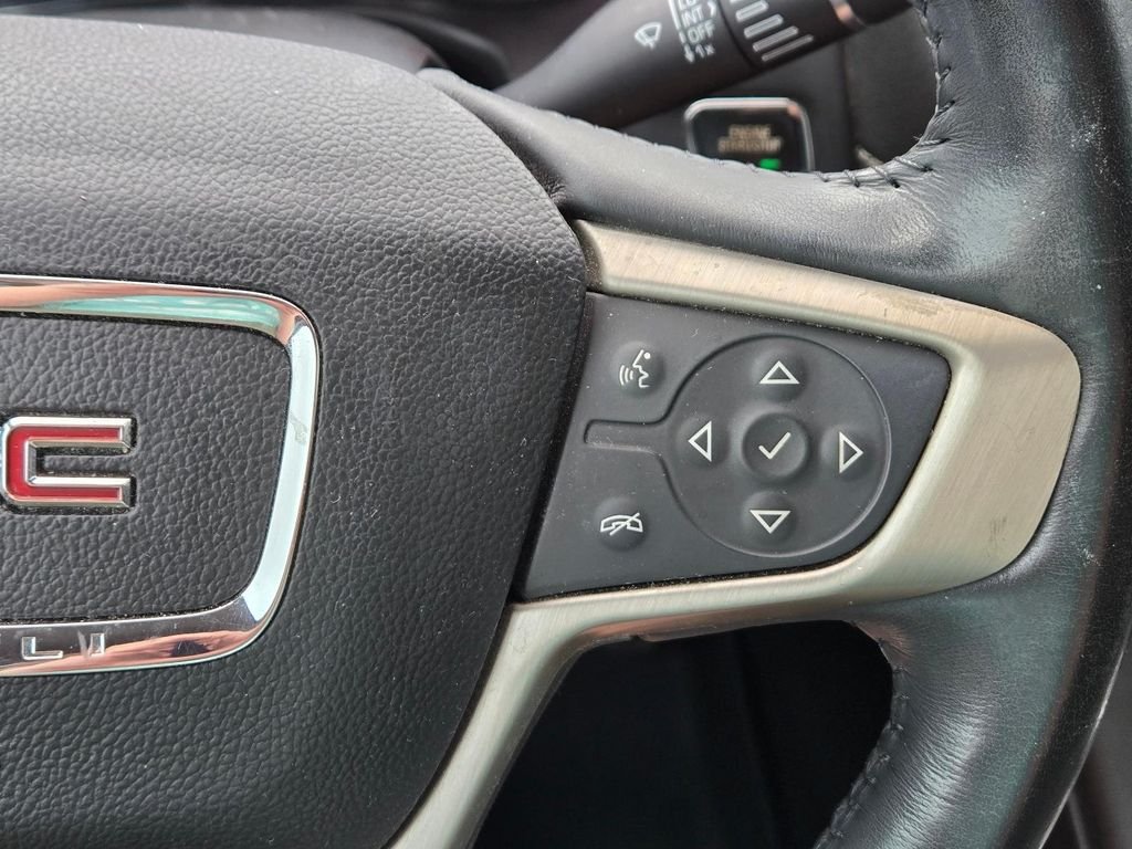 2019 GMC Acadia Denali - Photo 25