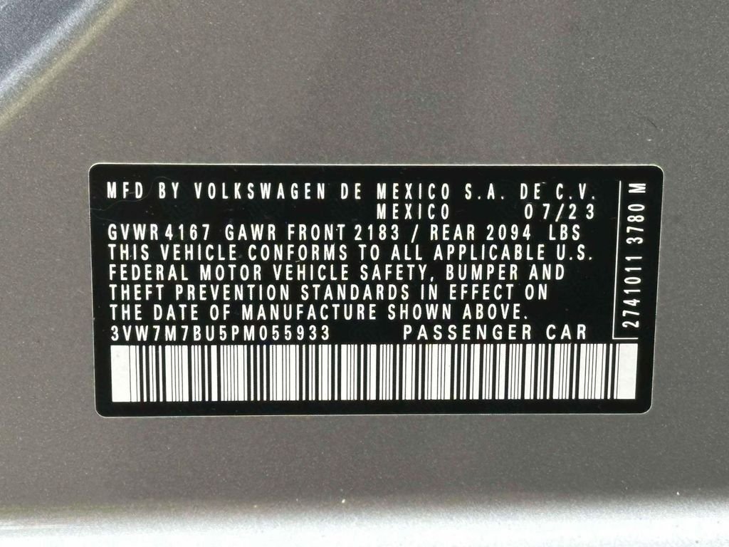 Certified Used 2023 Silver Volkswagen 1.5T SE image 18