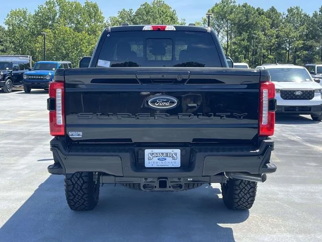 New 2026 Agate Black Metallic Ford XLT image 3