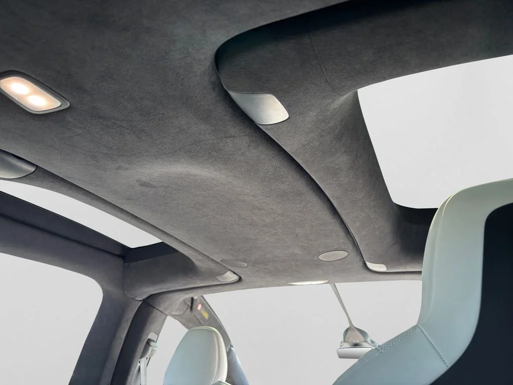 Used 2022 White Tesla Plaid image 55