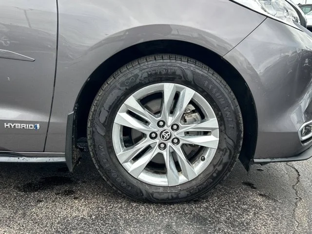 2021 Toyota Sienna Limited - Photo 15
