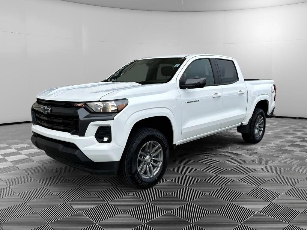 2024 Chevrolet Colorado LT Crew Cab Short Box 4x4's photo