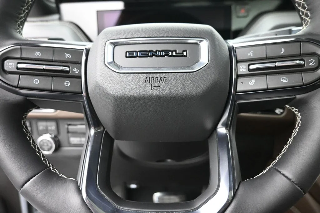 Used 2026 White GMC Denali Ultimate image 28