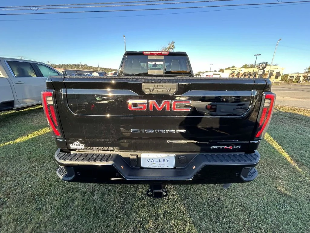 New 2026 Onyx Black GMC AT4X image 5