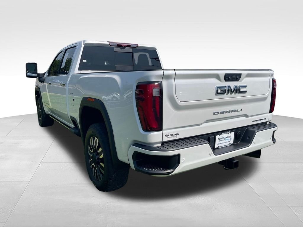 Used 2024 White GMC Denali Ultimate image 3