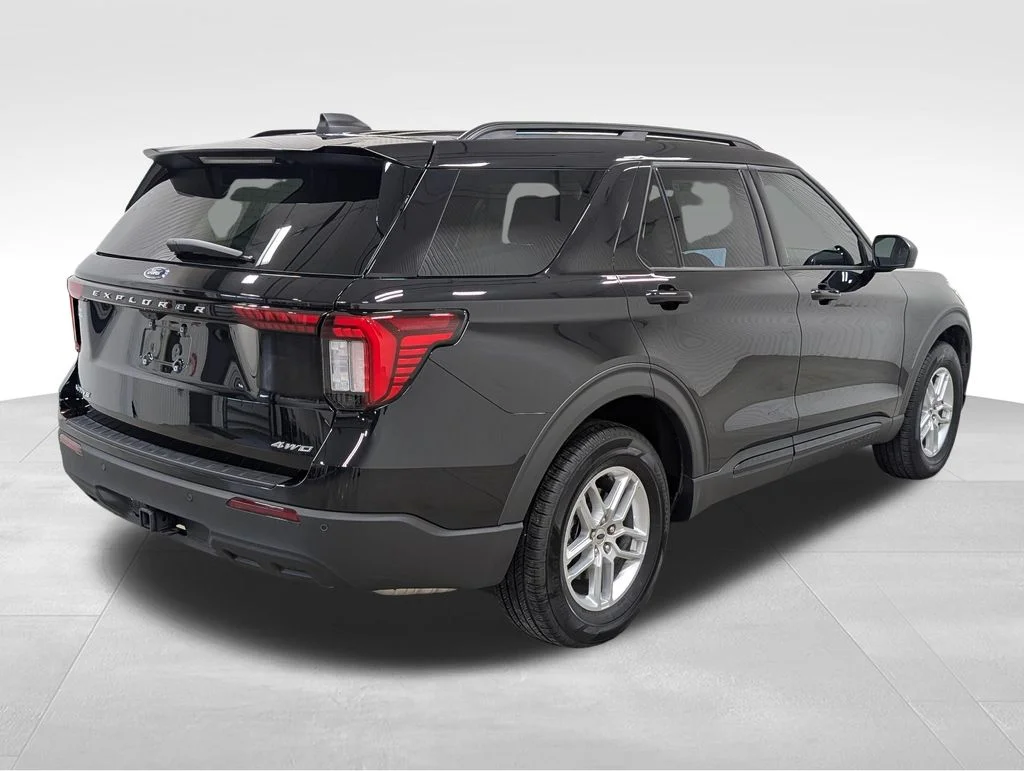 New 2026 Agate Black Metallic Ford Active image 18