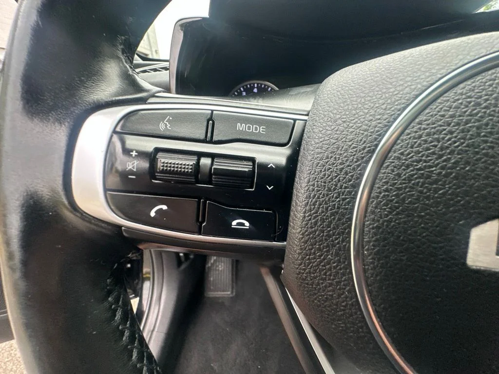 Used 2022 Black Kia GT-Line image 14