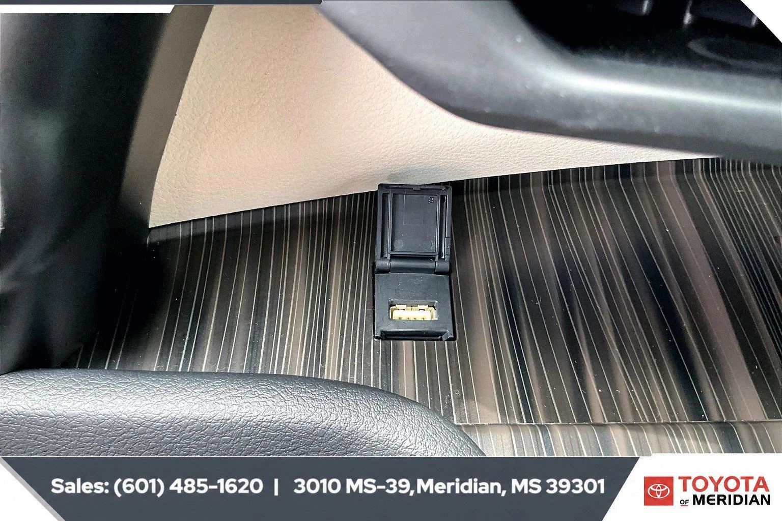 Used 2024 Windchill Pearl Toyota Platinum image 24