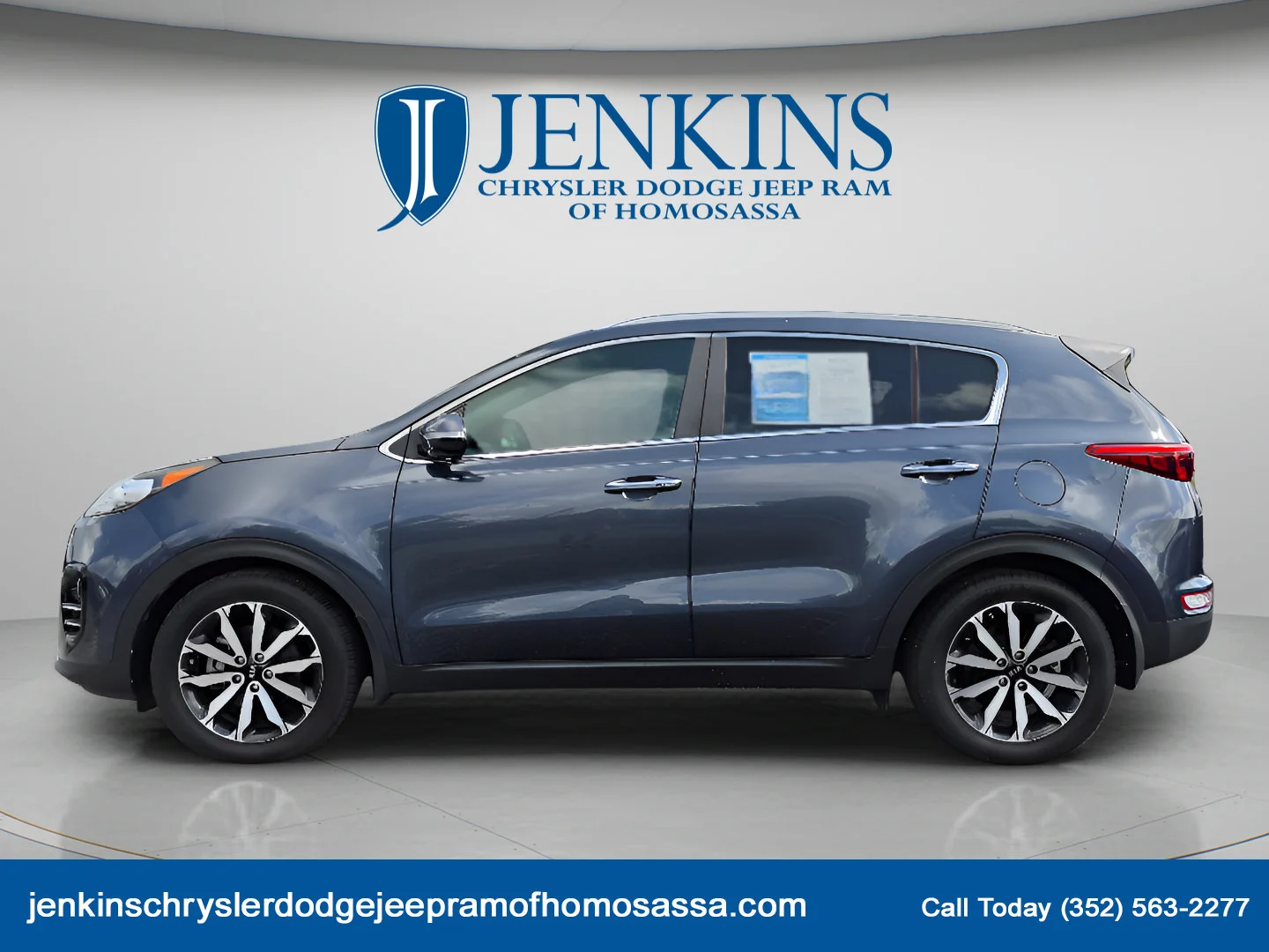 Used 2019 Blue Kia EX image 8
