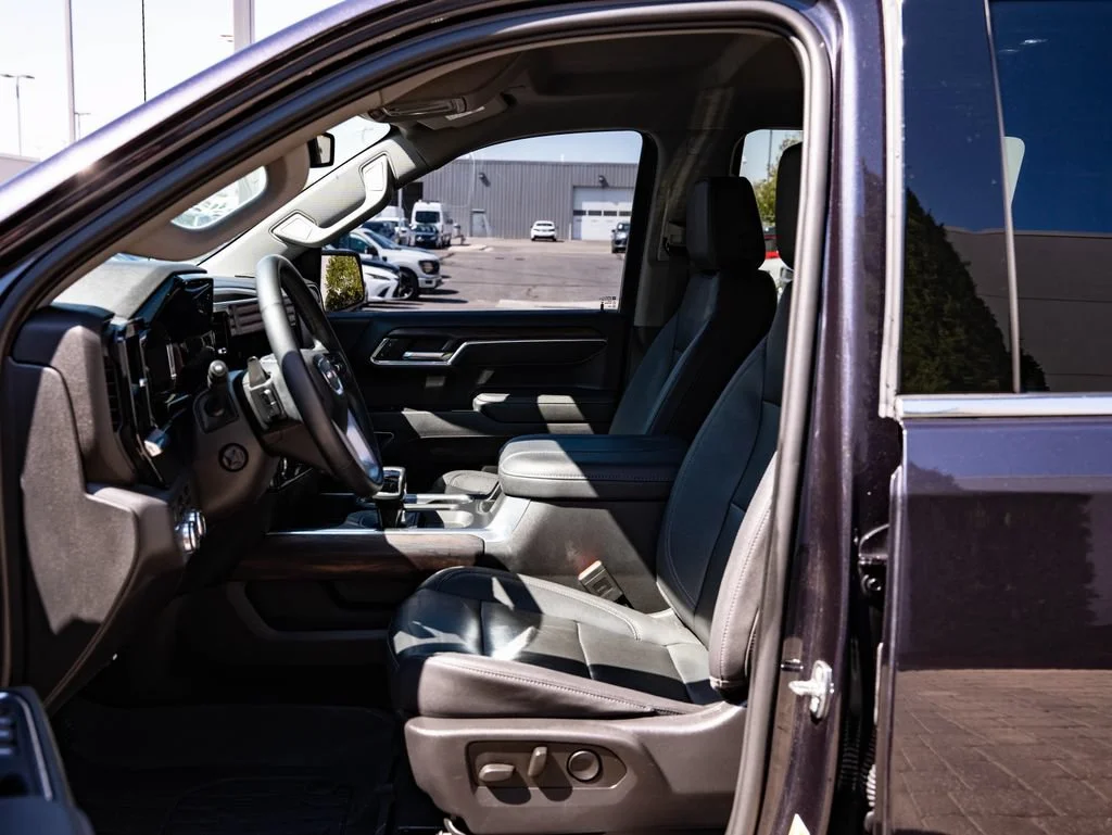Used 2023 Titanium Rush Metallic GMC SLT image 23