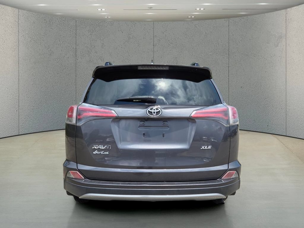 Used 2018 Magnetic Gray Metallic Toyota XLE image 6