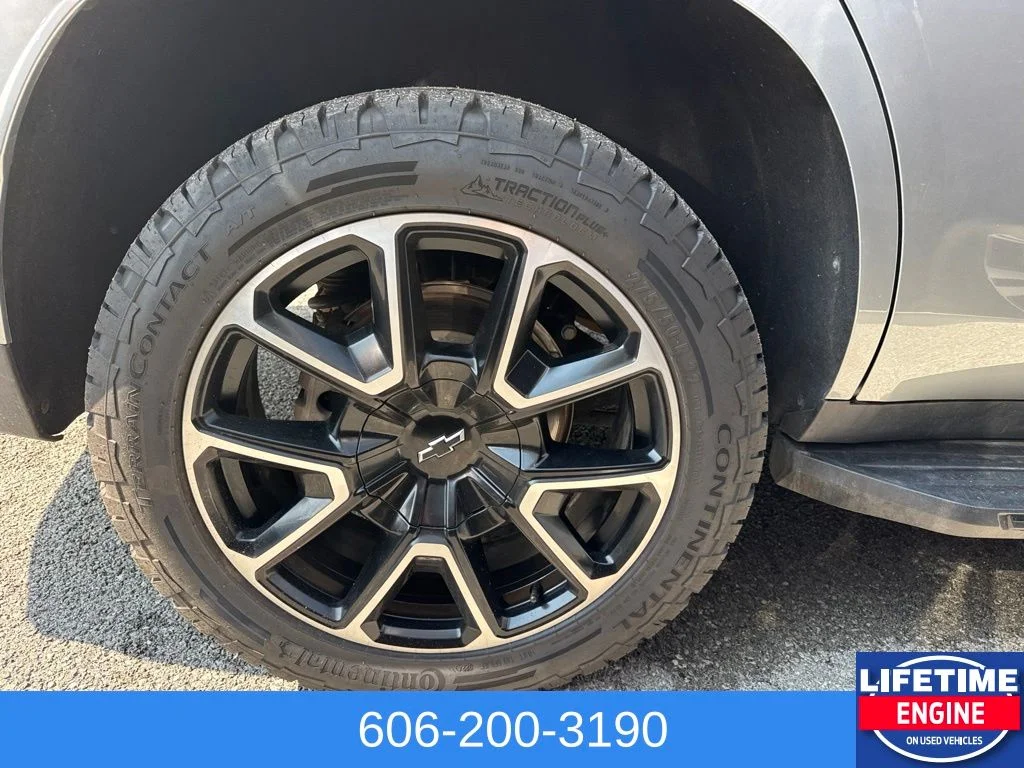 Used 2023 Gray Chevrolet RST image 7